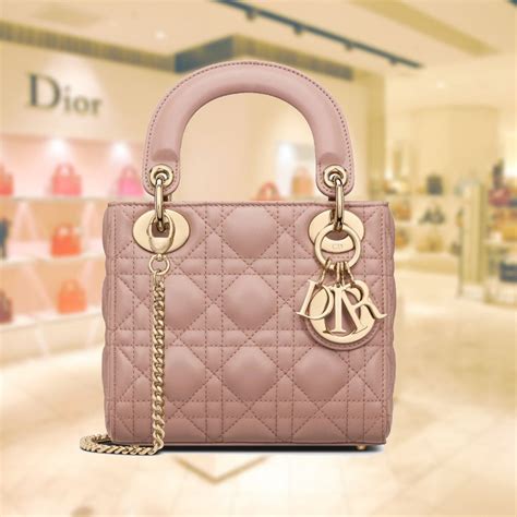 mini my lady dior|lady dior mini size.